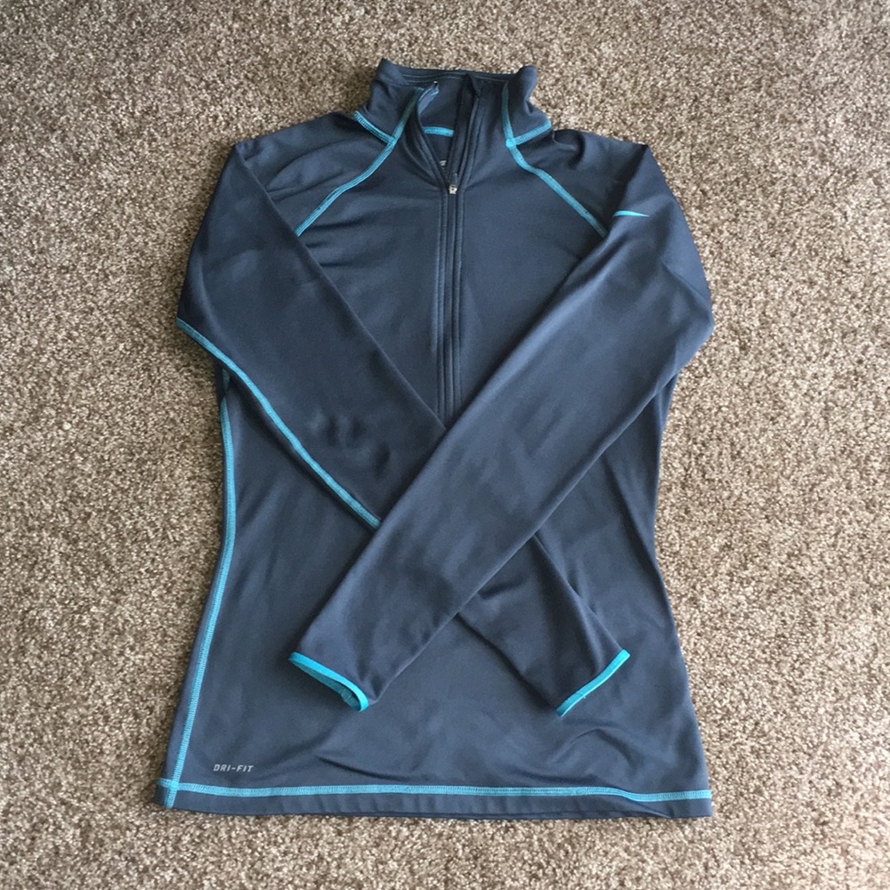 Nike Pro top